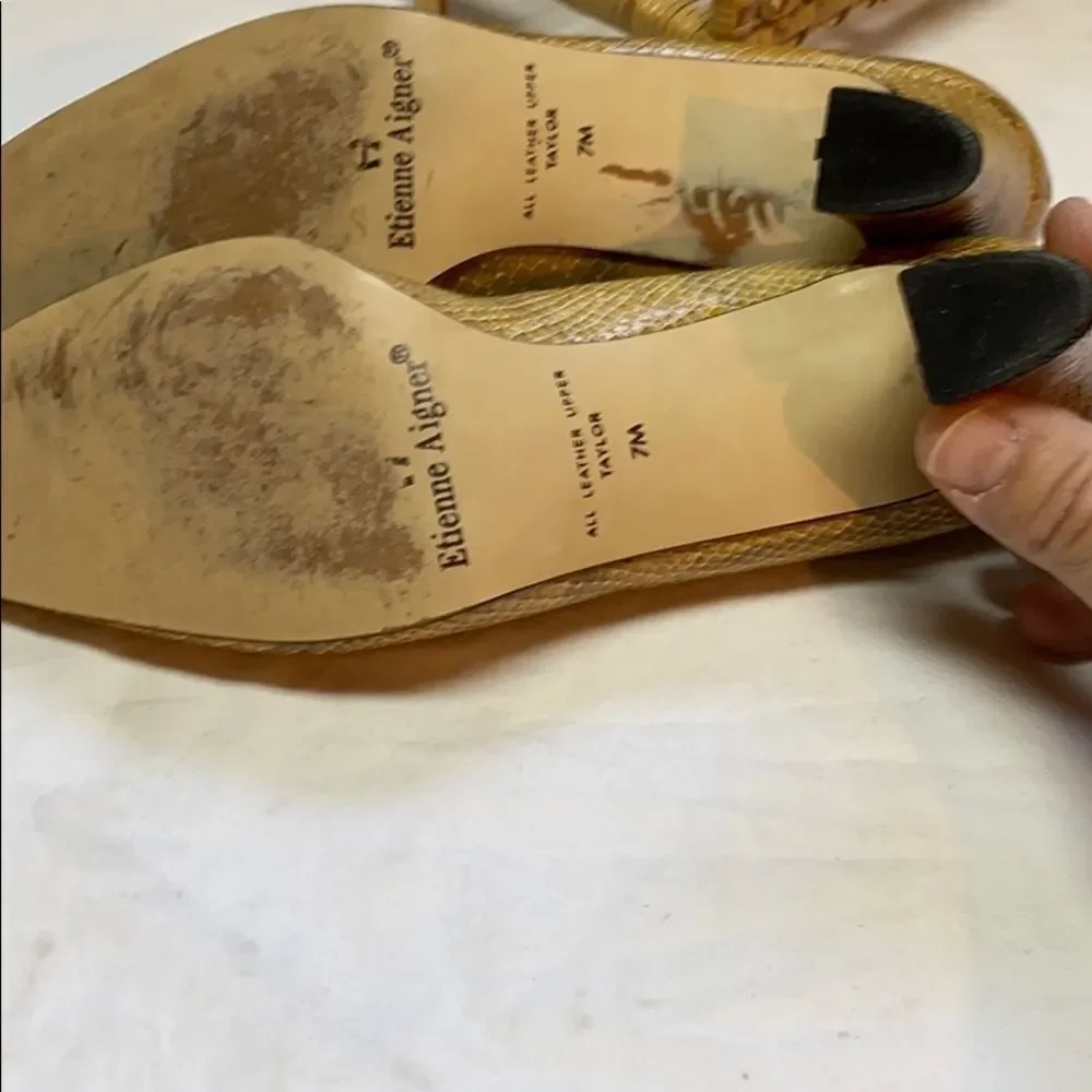 Etienne Aigner Taylor VTG Heals - Picture 5 of 6